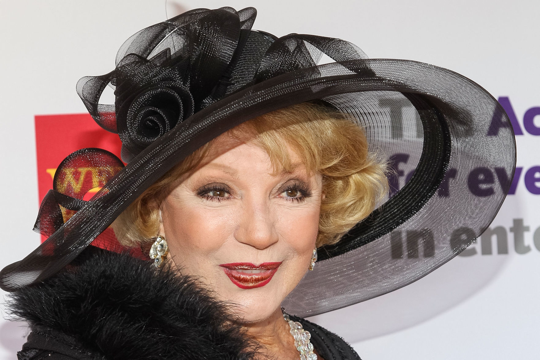 Ruta Lee